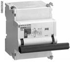 Section Accessories TM Motor Operator The TM Motor Operator modules allow remote operation of C0 circuit breakers and supplementary protectors.