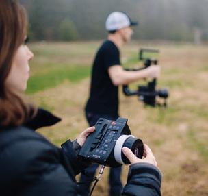 By striking a perfect balance between pixel size and resolution, ALEXA Mini is able to capture a wider dynamic range, truer colors, lower noise and more natural skin tones than other