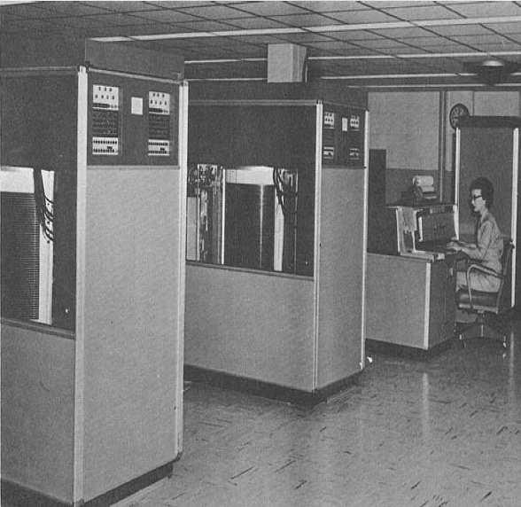 In the beginning The first data centers were not designed, they were open areas to place these machines called computers No networking