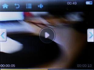 VIDEO Video mode allows you to watch your video files loaded on the player. Compatible with AVI format.
