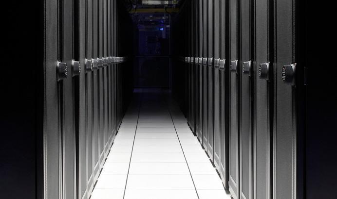 An unparalleled knowledge of how our data centers operate means that our experts can anticipate and resolve issues before they become problems, since we know all the details and specifics