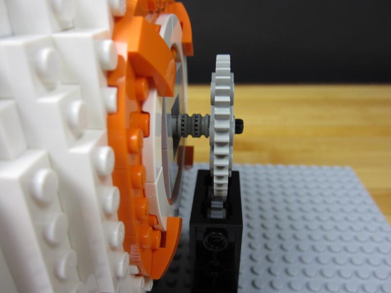 Connect everything below your large technic Gear.
