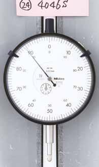 Dial Indicators SERIES 3 and 4 Long Stroke Large Dial Indicators Dial indicators with a large-diameter dial face for easy reading. Models with longer measuring ranges are also available.