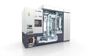 Holistic Litho To keep process centered in application specific window using computational lithography, cost effective metrology and feedback loops Data Scanner settings design/ mask data SMO