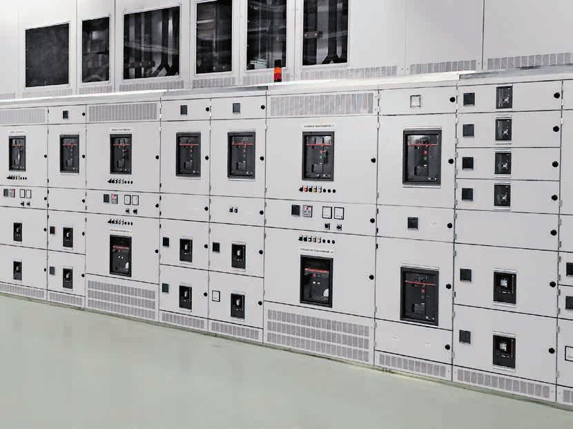 30 ABB REVIEW PROTECTION AND SAFETY 06 06 Transformer panel in a customer site. 07 GOOSE-based circuit-breaker trip selectivity.