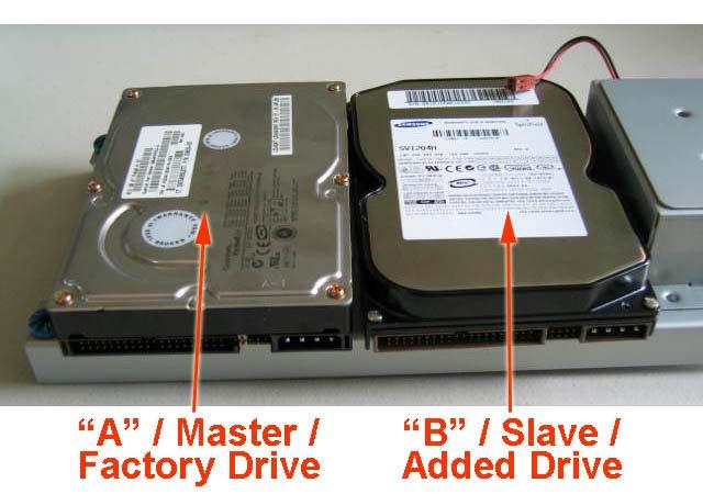 REMOVING THE EXISTING DRIVE Before removing the factory drive, take note of its position and orientation on the drive bay. Note in particular the direction in which the drive connectors face.