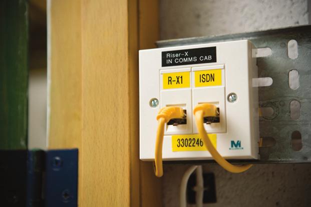 The need for labelling Trade Label Maker PT7100 Creating your own custom labels offers four key benefits to electricians, cable installers, and others in the professional trade: The ideal