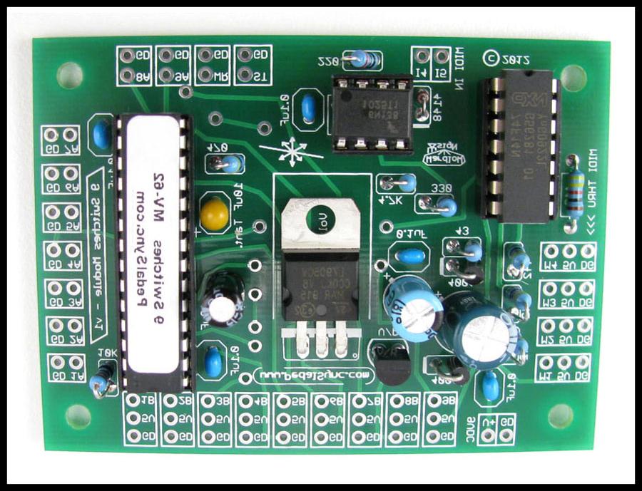 to ensure Low part count Uses low-cost momentary switch inputs Robust, 128 program storage Thru-Hole or SMT Simple, intuitive user