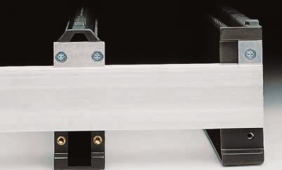 33 3 mm 3 mm 3-881-133 EL 550 x 190 x 35 mm 52 3 mm 3 mm Standard colour black Guide rails infinitely adjustable Order no.
