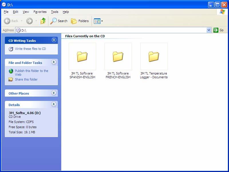 The CD contains three folders: Installer for the Spanish and English version Installer for the French and English version Document folder with Instruction Sheets in 8 languages and Product Fliers in