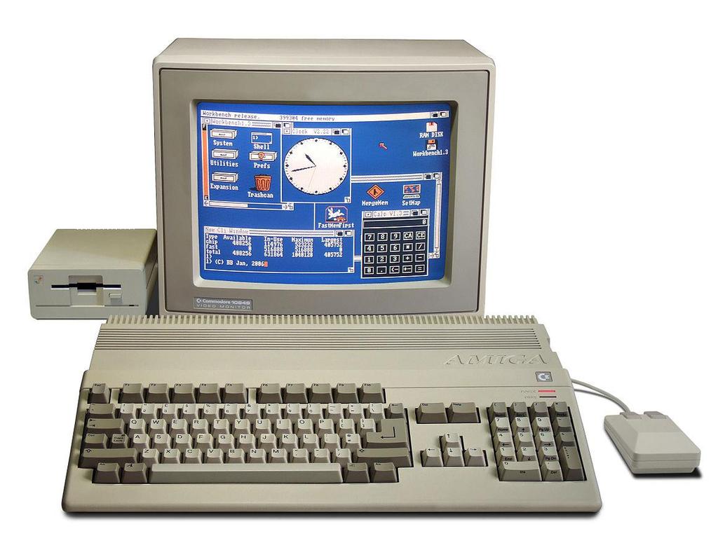 Amiga 500 (1987) KOM