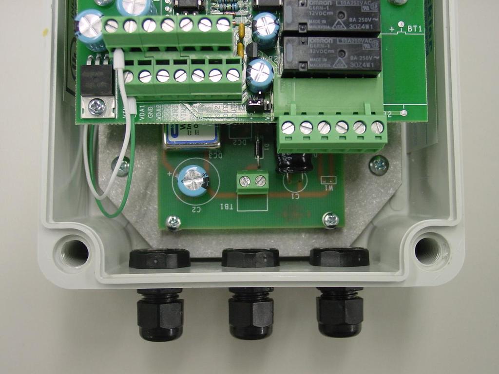 23 6) -48 VDC Power Source Connection Details For locations that have -48 Volts DC power source, the units needs to be isolated so that the