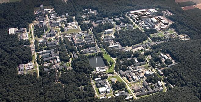 Science Campus Jülich 5,700 staff members Budget (2015): 558 mio. Institutional funding: 320 mio. Third party funding: 238 mio.