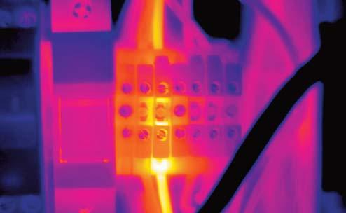 In the field of research and development, Testo thermal imagers are also used to examine microelectronic components. 1.