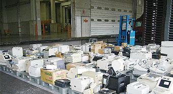 Manual Dismantlement of IT Equipment