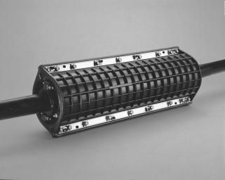 2-Type Series Pressurized Closures A complete pressure tight reenterable closure system for enclosing spliced connections of communications cables in a wide variety of applications.