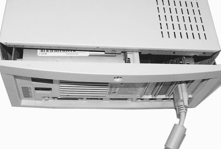 23. Make certain the cover lines up with the support runner of the computer s case (Figure 25). The video adapter board should be firmly in place and not misaligned with the access port slot.