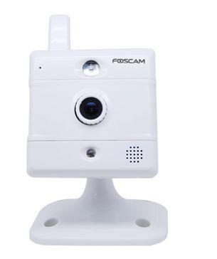 Providing Phone APPs for Android and iphone users Providing Central Management Software to manage or monitor multi-cameras www.foscaww.fosca 1.