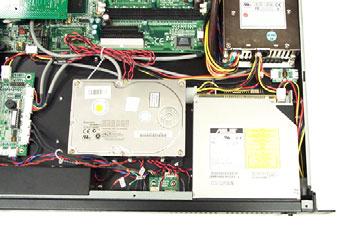 2 Peripheral Installation The ACP-1000MB standard drive bay can hold one slim-type CD-ROM and two 3.