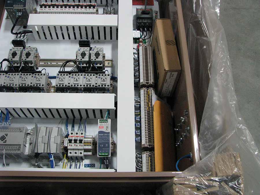 Equipment installation 11 4-Pump Add-on Box