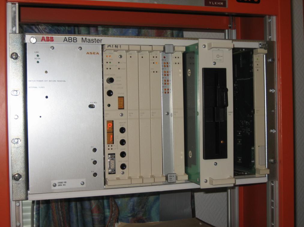 3.4 NDDD 001 - Installation and Operation We recommend the procedure described in step 1 step 5 below, to transfer the system information from floppy disks used in a 19-inch rack based ABB Master