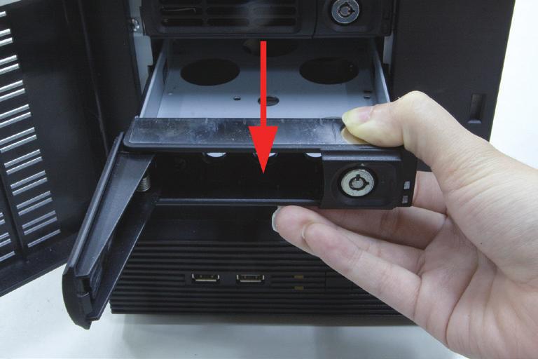 2. Pull the HDD tray