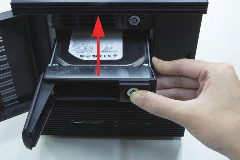 4. Put the HDD tray