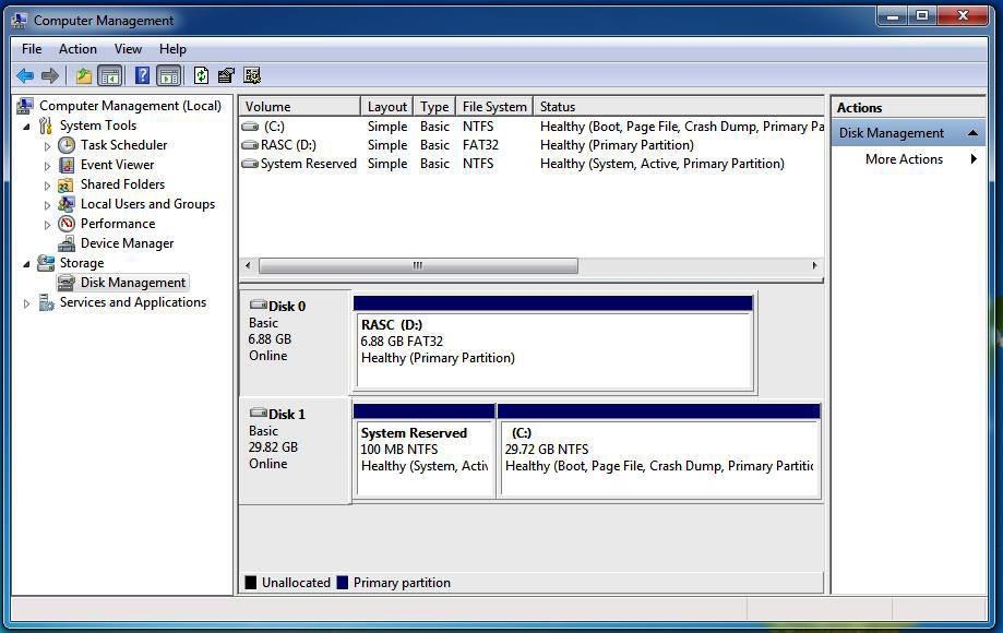 To start disk management tool, select "initialize disk".