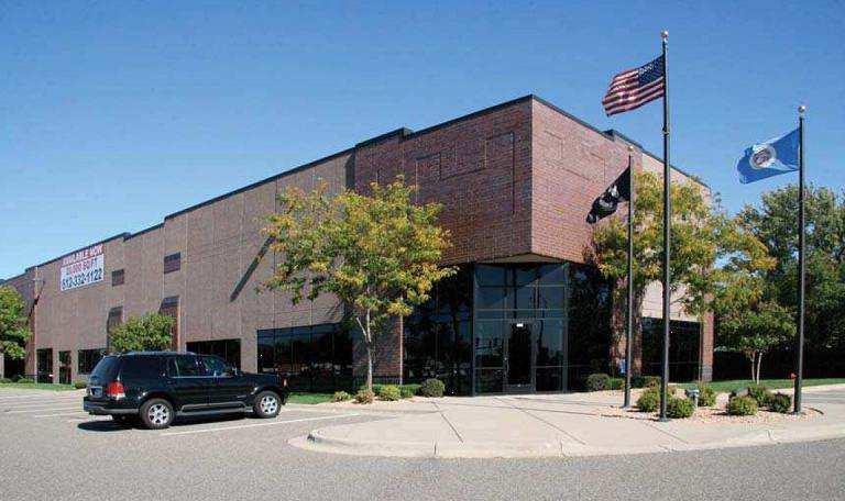 building Available: 27,340 SF (office/warehouse) -but not to a church http://paramountre.