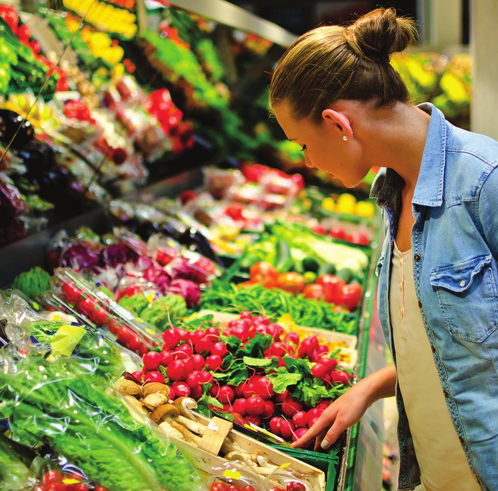 10 Coop is a large retail enterprise with more than 1,200 supermarkets in Denmark. To stay relevant in a highly competitive retail sector, Coop needed to lower costs and simplify IT operations.