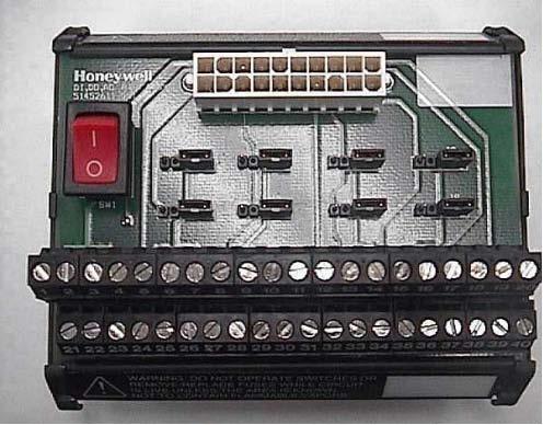 HC900 Process Controller Modules 33 Remote Terminal Panel for Other HC900 Modules (900RTS-xxxx) Remote Terminal Panel(s) may be used with the following HC900 I/O Modules: 16 Point Digital Input