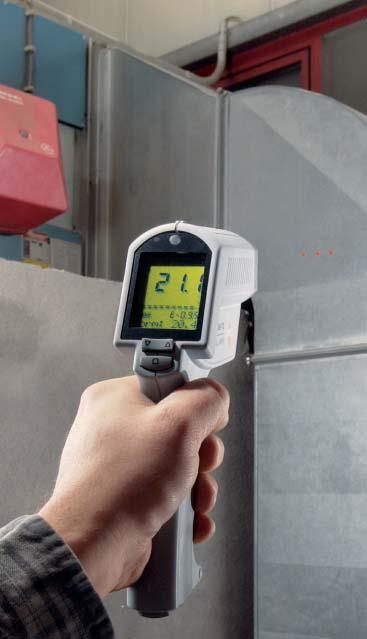 19 Non-contact temperature measurement With memory and site management testo 860-T2 Using testo 860-T2, you can quickly measure temperatures from -30 to +900 C, without contact.