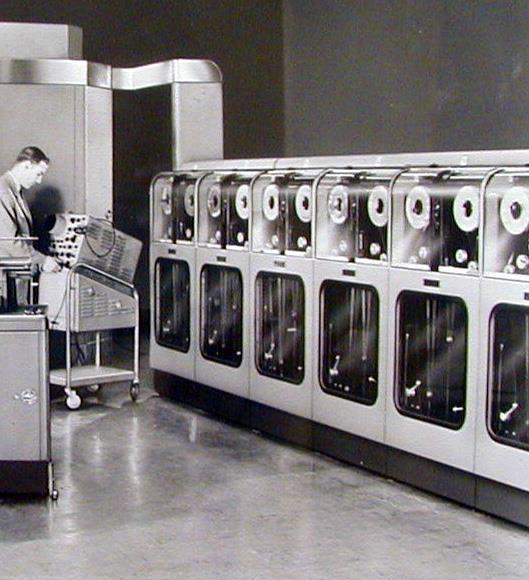 1951 UNIVAC 19