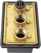 PB-75 34010-8 22 3 3/4" Brass 10 15 PB-100 34015-3 22 2 3/4"/1 1" Brass 10 15 For use with installation of underwater pool lights.