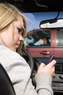 Scope of the Problem 2012: MVC with Distracted Driver: 3,328 killed 421,000 injured 1 in 5 crashes (17%) with injuries involved a distracted driver Over 171 billion text messages sent in USA.