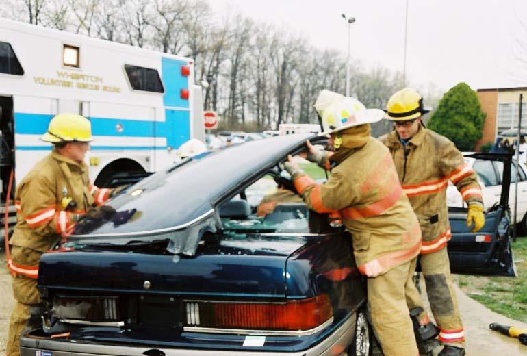 Distracted Driving Problem In 2010, an estimated 3,092 motor vehicle fatalities were distraction affected.
