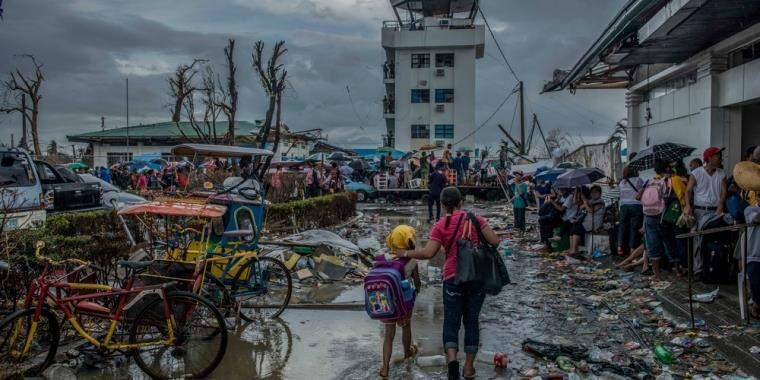 4 Natural Disasters Challenge Existing Communications Infrastructures Natural disasters are on the rise around the world Present