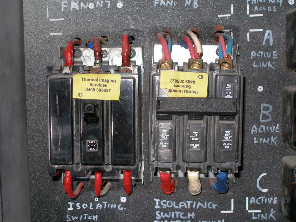 Inspected Equipment House Services Panel Located Level 3 Riser Operator: Reference Image Equipment Fan Isolating Switch & DB-2 Isolating Switch Equipment Type Quicklag Q355C & Q3100CN Additional