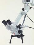 long multi-articulating suspension arm provides stable delivery of the optical base to the field.