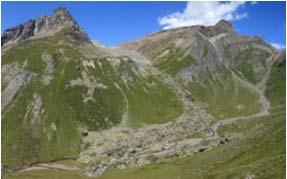 ch Youth Forum KEY WORDS: aerial, close range, DEM/DTM, laser scanning, measurement, reconstruction, visualization ABSTRACT: Plan da Mattun is located at ~2200 metre above sea level in the Tasna