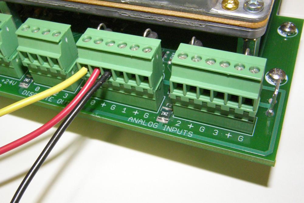 RED wire is the 24V power, BLACK wire is the ground and the YELLOW wire is the analog input value. Figure 6 3-Wire Analog Sensor 3.4.1.