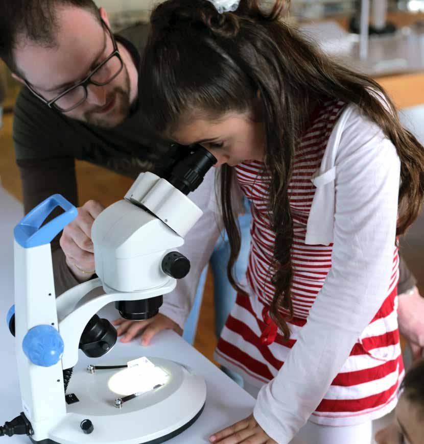 A Range Of Quality Microscopes Designed for STUDENTS AND TEACHERS» Extremely reliable microscopes for education» Particularly recommended for schools» Ideal for biology,
