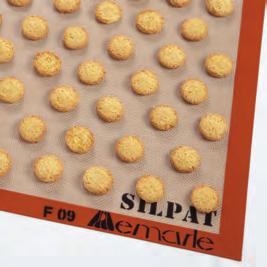 Silpat. Fiberlux The Silpat and the Fiberlux must be placed on a tray preferably perforated. To clean the mats use a soft sponge under running water. Precautions: Be careful not to cut on the mats.
