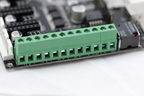 Up to 6 stepper drivers Compatible with RAMPS, 6 slots for stepper drivers (not included).