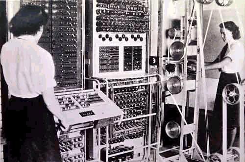 1943/1944 Colossus Mark I & II The Colossus Mark I & II are widely acknowledged as the first programmable