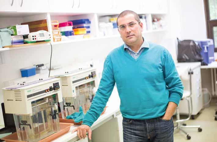 Dr. Domenico Pangallo, DrSc., Taliansky vedec pôvodom z Kalábrie, vyštudoval mikrobiológiu na sicílskej Università degli Studi di Messina. Od roku 1999 žije na Slovensku.