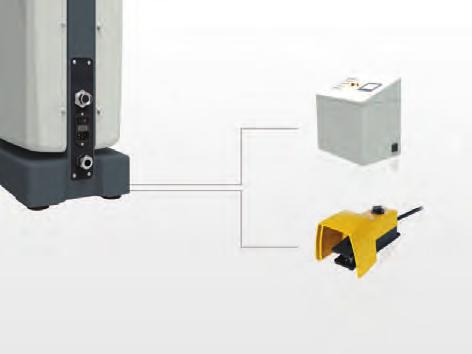 Foot switch The foot switch can be used to control the clamping process and thus the fixing of bulky specimen.