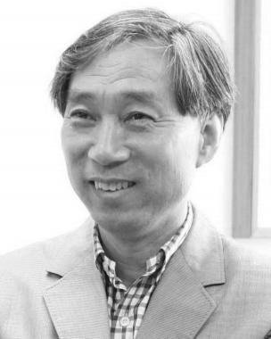 He was with Toshiba R&D Center, Japan, and joined the Department of Automation and Design Engineering, KAIST, Korea in 1992, where he is currently a professor with the Department of Electrical