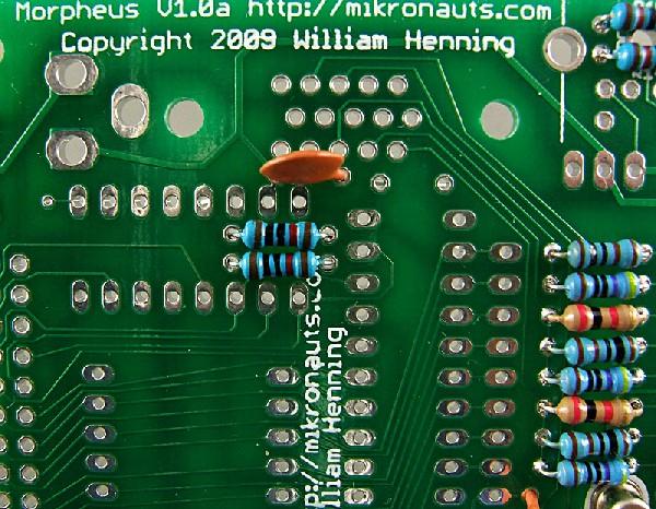 74HC139 Decoder Install 100 nf decoupling capacitor C13 right below the VGA