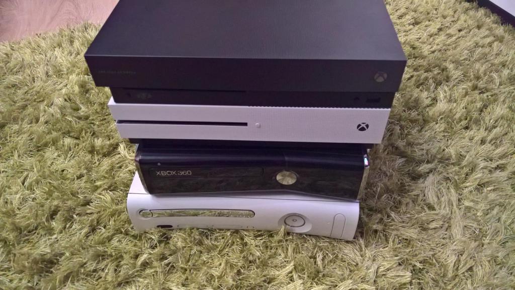 110 A čo ak máte inú platformu? Oplatí sa Xbox One X? Ak máte PS4 alebo PS4 Pro a chcete hrávať multiplatformy vo vyššej kvalite, Xbox One X je tu pre vás.